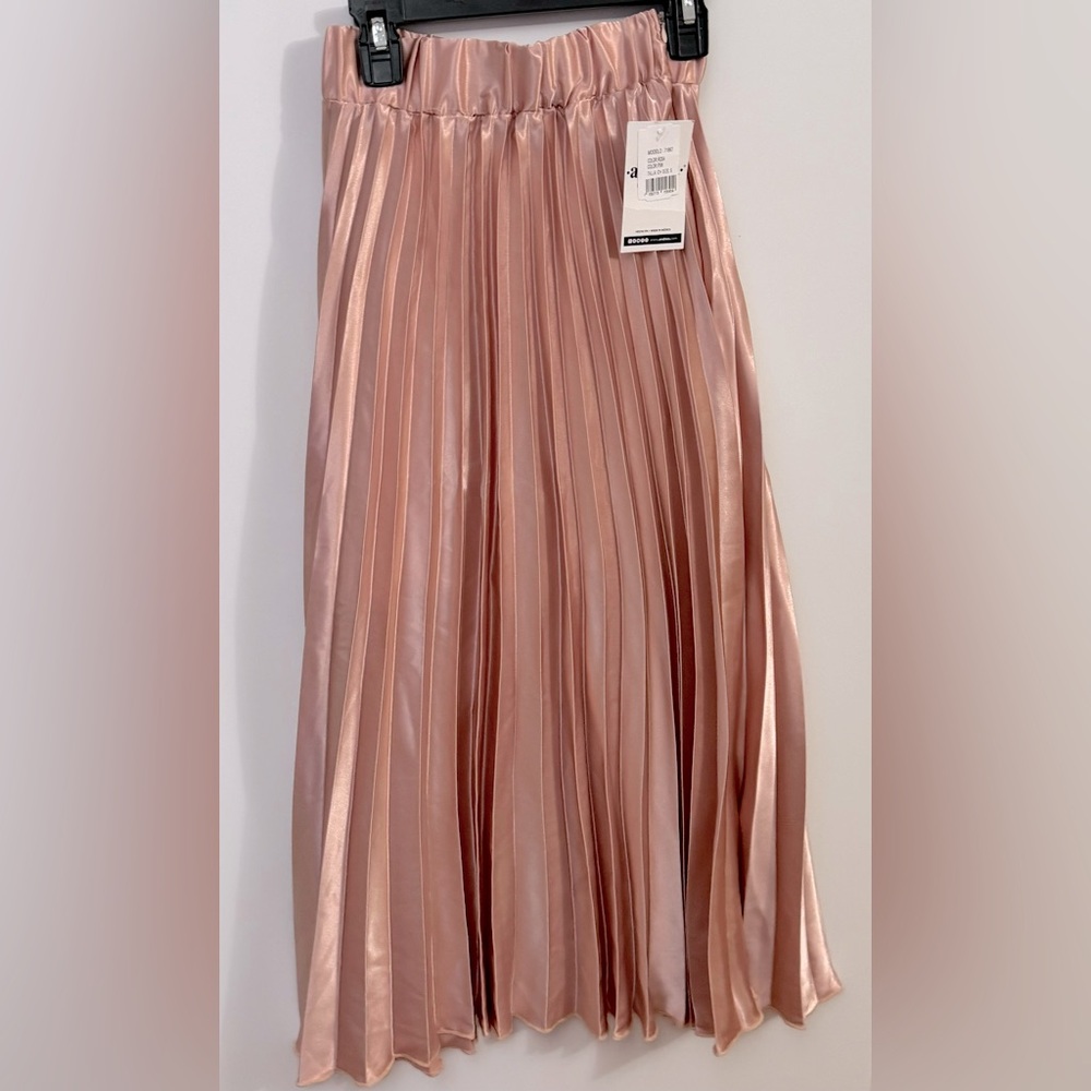 Andrea Pleated Champagne skirt